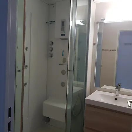 Spacieux A Avec Piscine Partagee 68 M² Apartment Agde