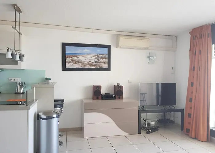 Spacieux à Avec Piscine Partagée 68 M² *